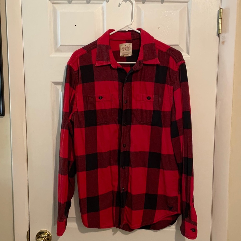 men’s red and black american eagle flannel